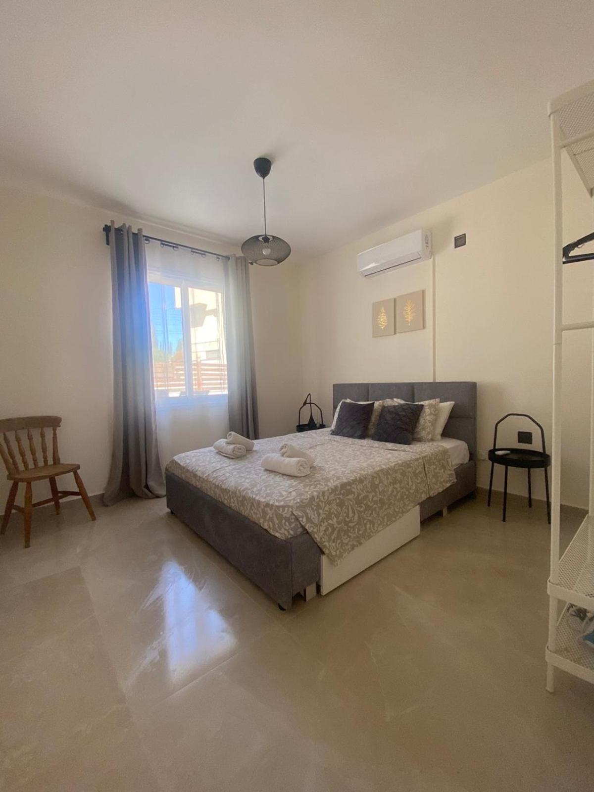Mari House-Close To The Beach Paphos Esterno foto